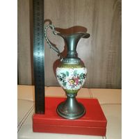 Декоративный кувшин с оловянными элементами, высота 21 см., клеймо REINN ZINN.