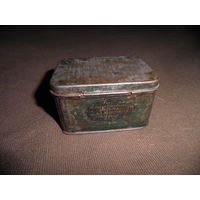 Жестяная коробка из под чая Одесса 1938 г.Фабрика им.А.И.Микояна цена 3 крб.80 коп.С рубля.