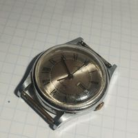 Часы Луч кварц ссср еще старый механизм с золочением
