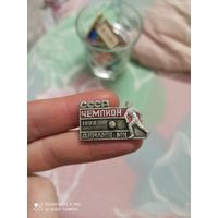 Значок футбол