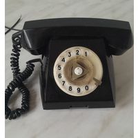 Телефонный аппарат дисковый ТА-68 (СССР)