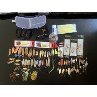 Блёсна 100 шт + подсумок + очень много мелочёвки