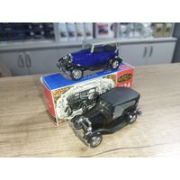 Газ А СССР одним лотом синий в хорошем состоянии