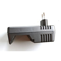 Зарядное устройство  VARTA Photo Accu Charger (57039 096 491)