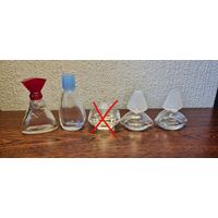 Флаконы от женских духов-пустые