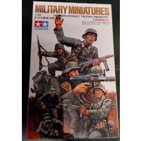 Сборная модель ВОВ Tamia 1/35 Немецкий штурмовой отряд 8 фигур 35030