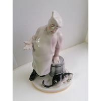 Статуэтка Кот и повар, без дефектов и реставраций!