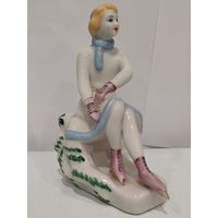 Все лоты с 1р.Девушка на коньках Раннее клеймо