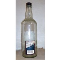 Бутылка пустая из под водки Суворов