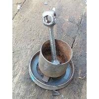 Велоключ и крышка топливного бака с мерным СТАКАНОМ мотоцикла ИЖ.