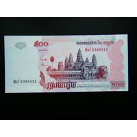 Камбоджа 500 риэлей 2004г. UNC.