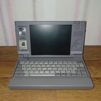 Легендарный Toshiba Libretto 70CT размером с видеокассету формата VHS