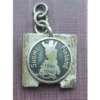 Знак Финляндия 1941-1942гг. на закрутке с цепочкой.
