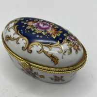 Шкатулка-таблетница, шкатулка для колец. Италия. Арт 2883