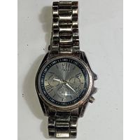 Часы кварцевые ПЛАМЯ  . С рубля !