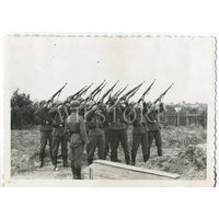 Похороны немецких солдат под Минском. 1944 год.