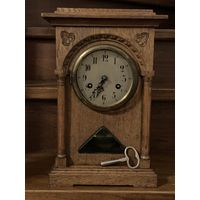 Старинные настольные кабинетные механические часы Кинзле (Kienzle