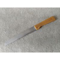 Огромных размеров столовый нож. СССР, вторая половина прошлого века.(2).