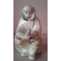 Статуэтка фарфоровая "Рыбак ",Полонне, ХФЗ,60-х.СССР.