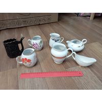 6 фарфоровых сливочников и поильник для минеральной воды ,СССР.Цена за всё
