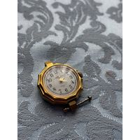 Часы вымпел