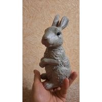 Большая фигурка коллекционная фигурка кролика