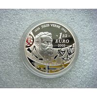 1,5 Евро 2005 года. Франция. Жюль Верн. "Из пушки на Луну". Серебро 900