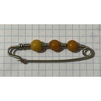 Брошь-булавка. Янтарь.