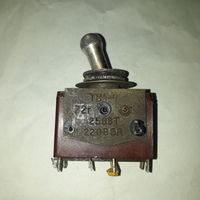 Тумблер ТВ1-4 1972 г.