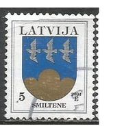 Латвия. Герб г.Смилтене. 2001г. Mi#541.