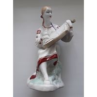 Статуэтка бандуристка фарфор