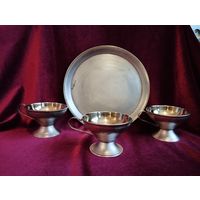 Рюмки и поднос (набор 4 предмета), мельхиор. Ленинград