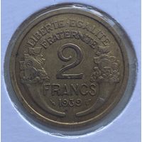 Франция 2 франка 1939 г. В холдере