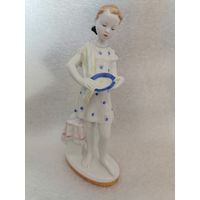 Помощница. Лфз.