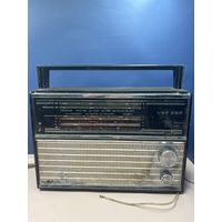 Советский радиоприемник VEF 202