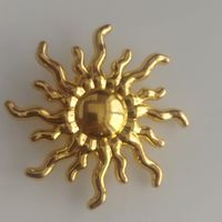 Брошь винтажная " Солнышко" Позолота.5,5 см.