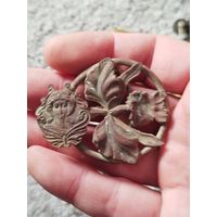 Шикарная старинная женская пряжка,целая,с рубля