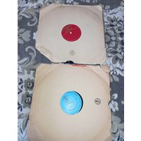 Пластинки для патефона 2 шт .