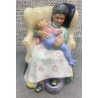 Фарфоровая статуэтка Сладкие сны Royal Doulton, Англия. 1970 год. Высота 13 см