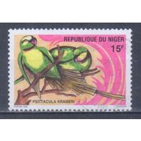 [2329] Нигер 1996. Фауна.Птицы.Попугаи. Гашеная марка. Кат.гаш.4 е.