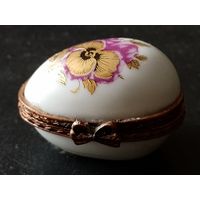 Миниатюрное яйцо шкатулка Reutter Porzellan Германия винтаж фарфор бронза