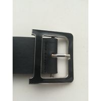 Ремень брючный. Размер 90 см. длина, 3.5 ширина. С рубля.