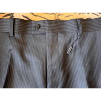 Брюки мужские черные в тонкую полоску, р.50-52, новые, импортные