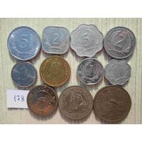 11 монет иностранных