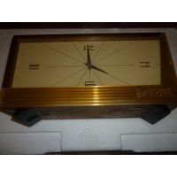 Часы механические настольные с боем. ВЕСНА. СССР