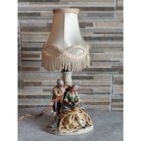 Настольная лампа. Фарфор. Германия. Кавалер и дама. 31см.