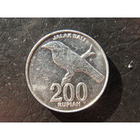 Индонезия. 200 рупий. 2003. С 20 копеек. Распродажа коллекции. Смотрите другие лоты.