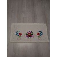 Вышитая занавеска,  шторка старинная