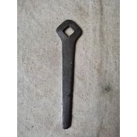 Ручка (ключ) для газового крана (2), СССР. См. описание.