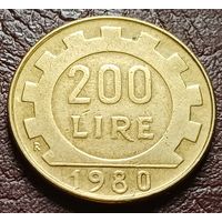 Италия 200 лир, 1980    ( 2-8-2 )